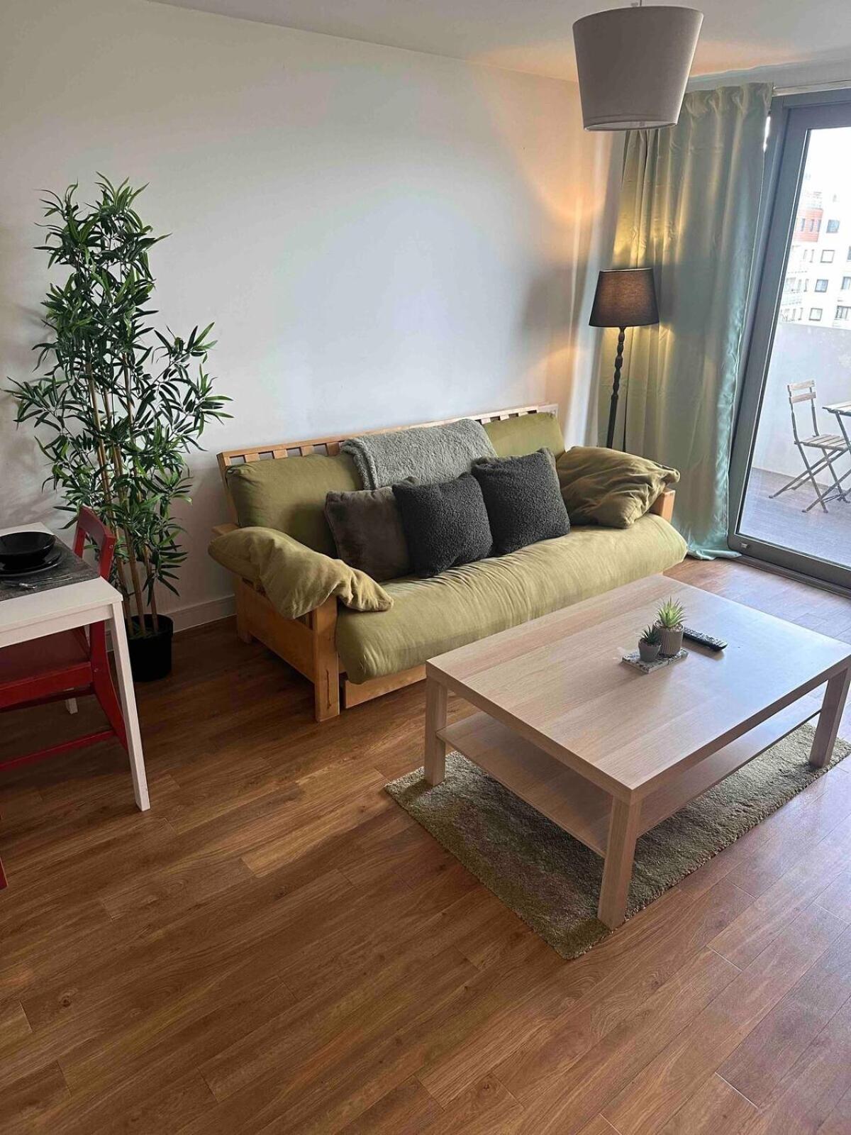 Entire 2 Bedroom Flat ロンドン エクステリア 写真